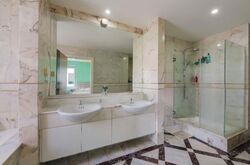 Jalan Sinar Bulan (D17), Terrace #619329601
